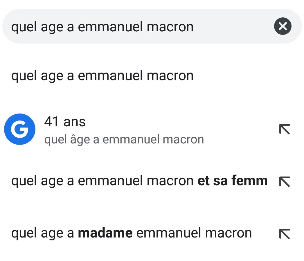 age macron barre recherche chrome